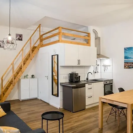 Stylish Loft Close To Boxhagener Platz Berlin Exterior photo